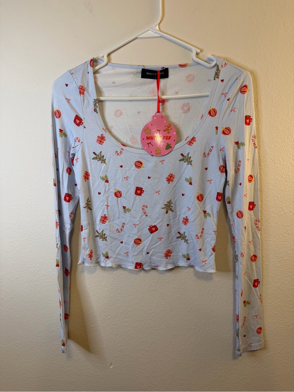 White Fox Boutique White Holiday Motif Long Sleeve Scoop Top